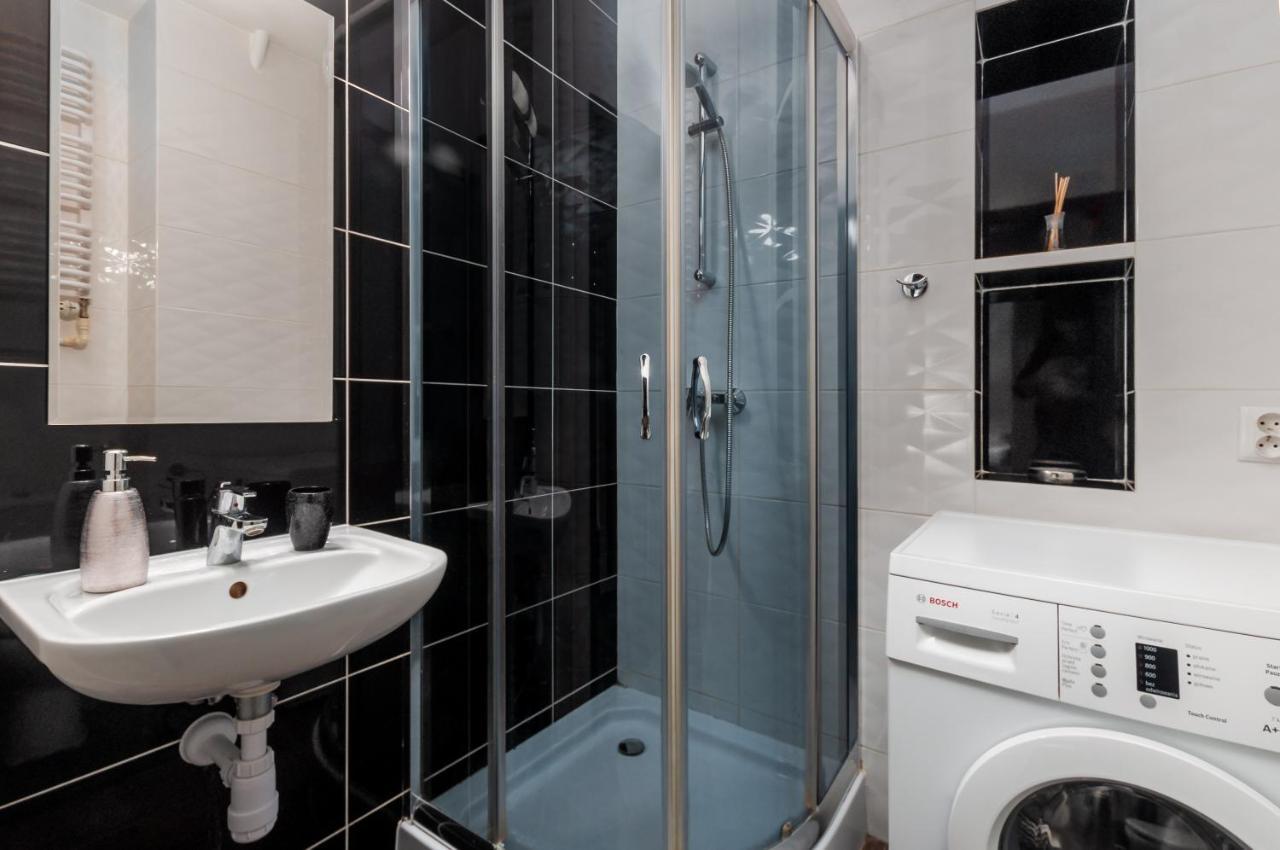 Apartments Madelaine Warsaw By Noclegi Renters Екстер'єр фото
